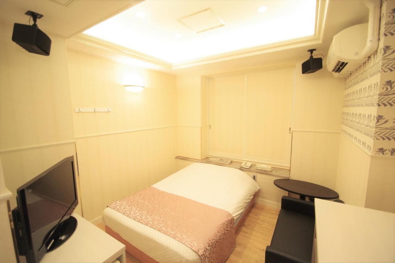 Hotel Crystal 大人専用 Tōkyō Extérieur photo