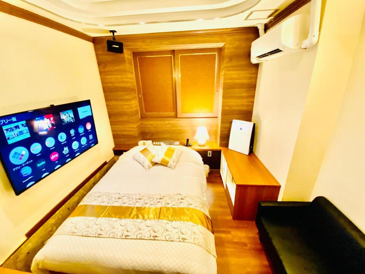 Hotel Crystal 大人専用 Tōkyō Extérieur photo