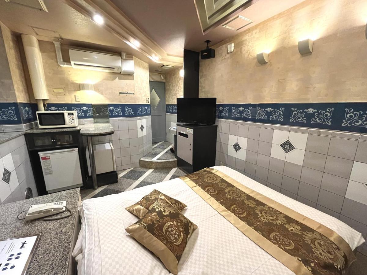 Hotel Crystal 大人専用 Tōkyō Extérieur photo