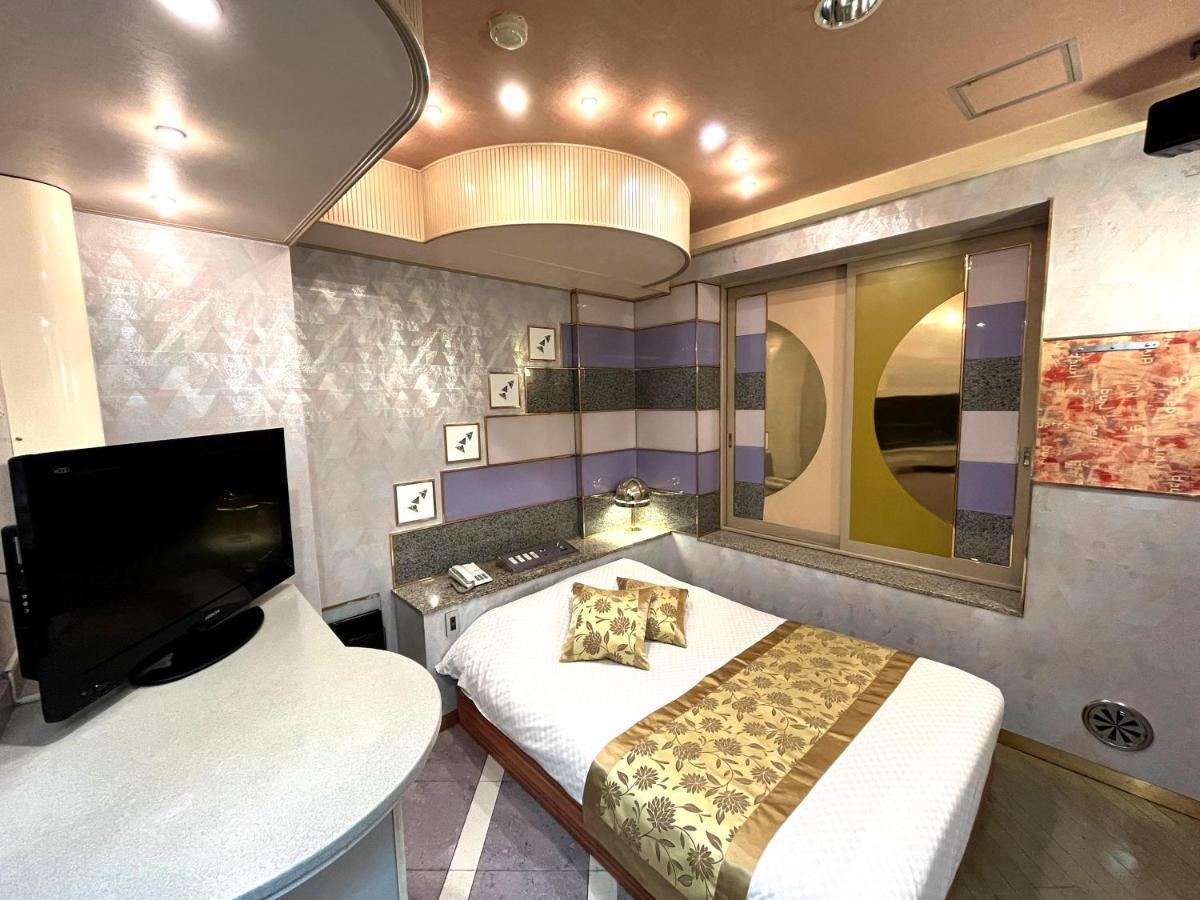 Hotel Crystal 大人専用 Tōkyō Extérieur photo