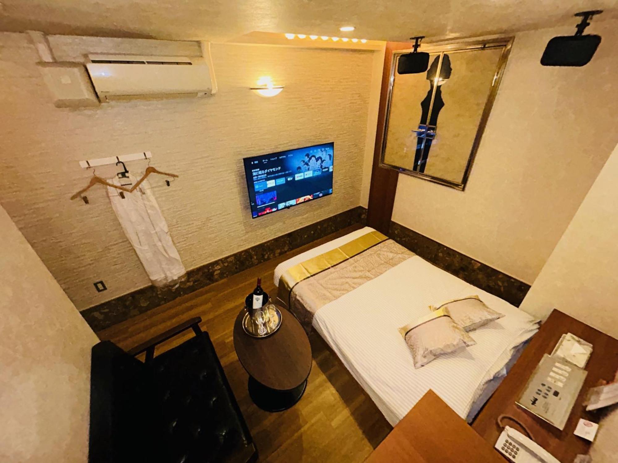 Hotel Crystal 大人専用 Tōkyō Extérieur photo
